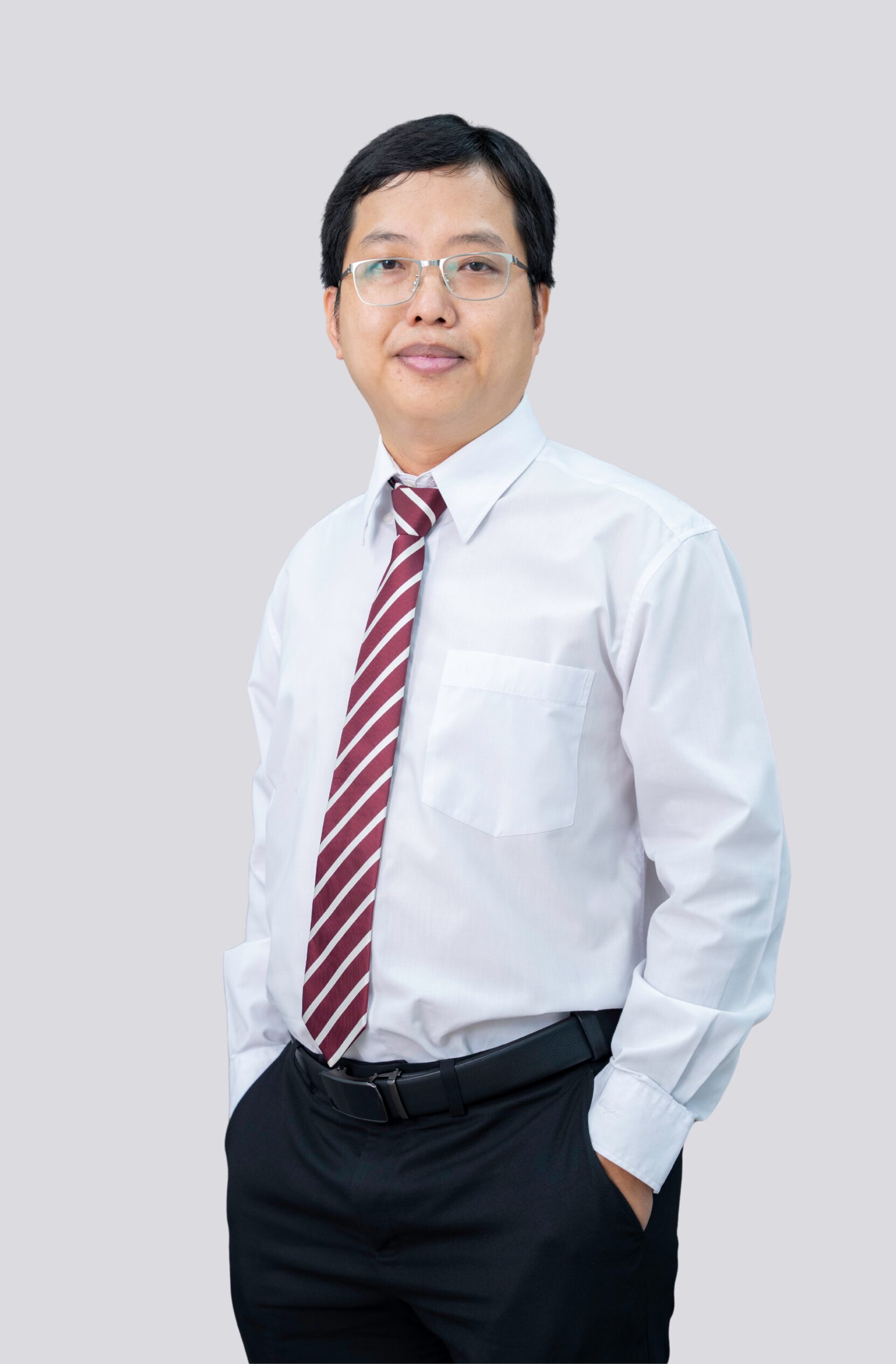 Thầy Ngô Hà Quang Thịnh