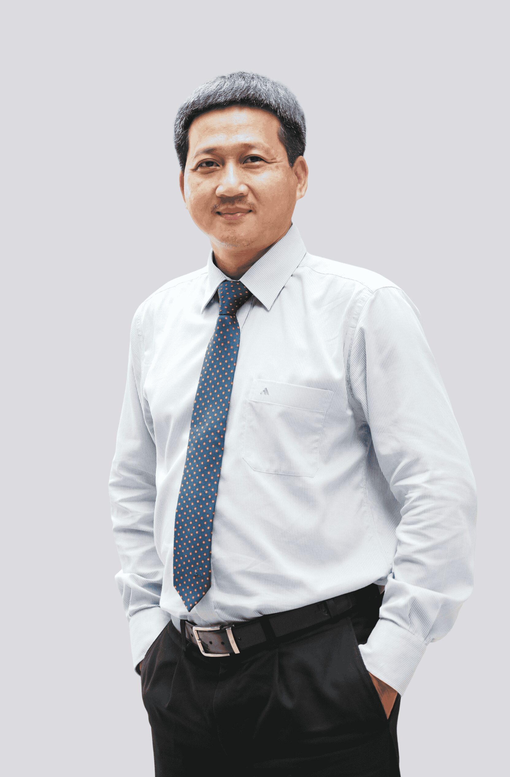 Thầy Nguyễn Hoàng Dũng (1)