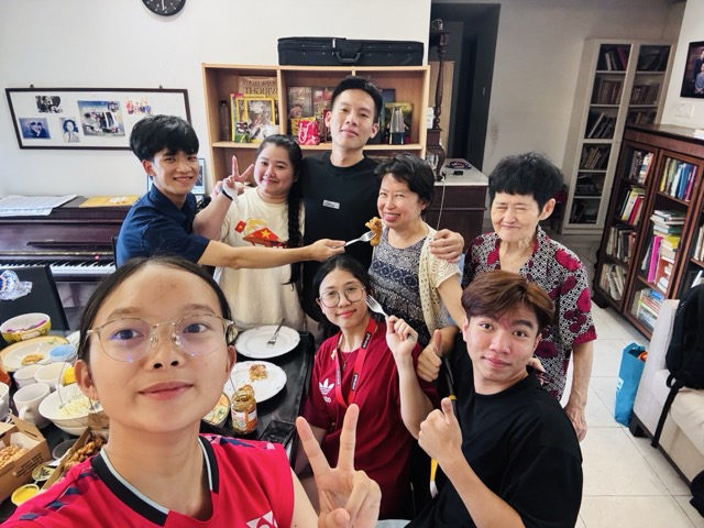 ẢNH NHÓM 3 trung bình